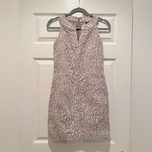 Banana Republic NWT Womens High Neck Sleeveless Teakwood Print Taupe Grey Dress